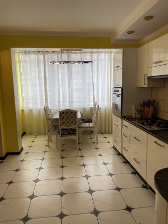 Оренда 3 кім.новобудови  вул.Руська(Ріка) - фото 1