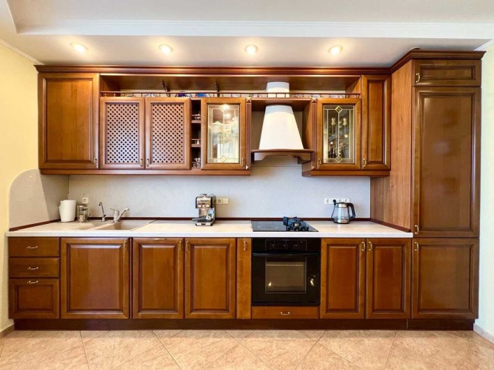 3-кімнатна квартира, класичний ремонт, м. Сирець, панорамний вид, без% - фото 1