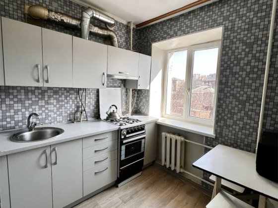 Здається 1 кімнатна  квартира в самому Центрі міста! Черкаси