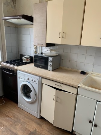 Сдам 3 ком.квартиру ! - фото 1