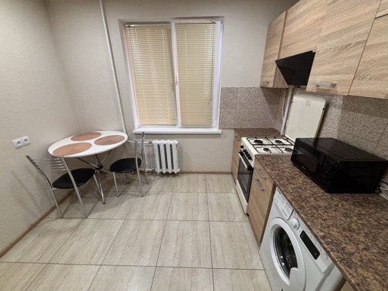 Довгострокова оренда однокімнатної квартири. Центр. Ремонт. Черкассы