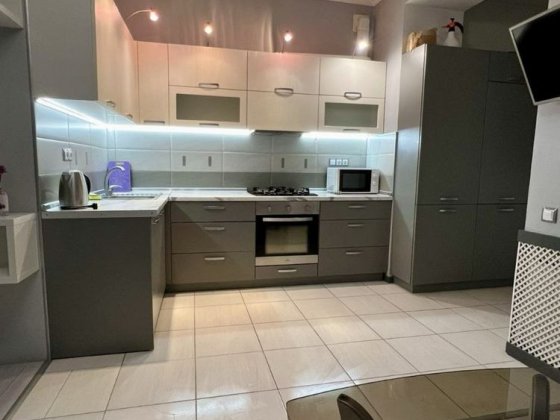 Оренда 1+1  метро Палаці Украіна Киів від власника Киев