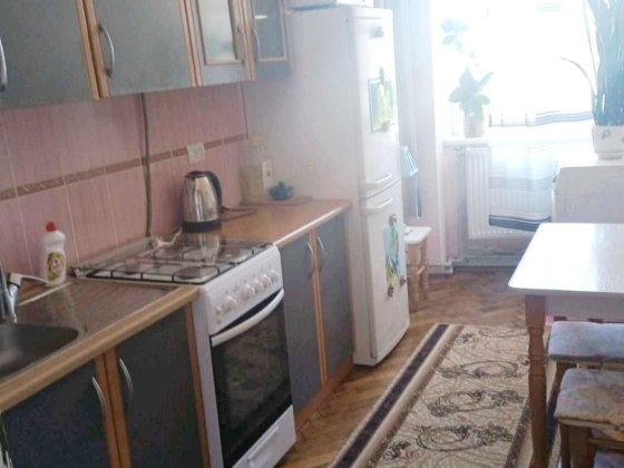 Здам 1 КІМН.КВАРТ, Центр міста, вул Б.ХМЕЛЬНИЦЬКОГО- Головна Черновцы