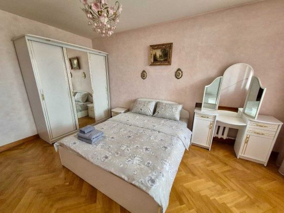 3-кімнатна квартира | центр | метро Печерська |27  000 грн|без комісії Киев