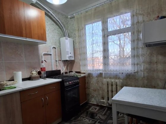 Вільна 1но кімнатна квартира Чернигов
