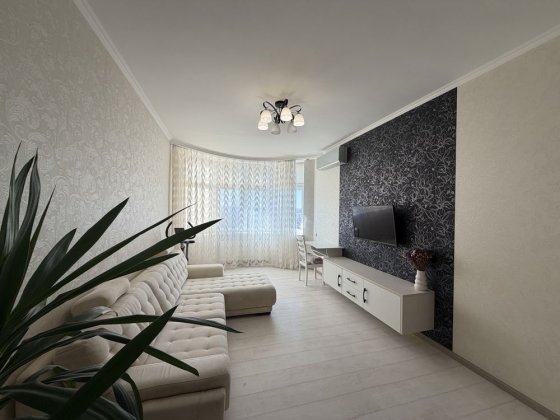 Чавдар 18 перша здача Осокорки  метро 10хв Киев