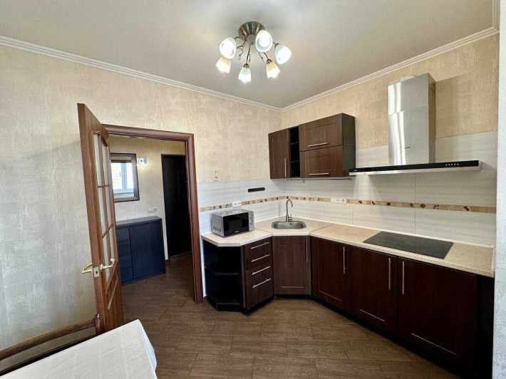 Є ВІДЕО ! вільна ! ГЕНЕРАТОР ! ЖК Патріотика Русової -поруч Кухмейстер - фото 1