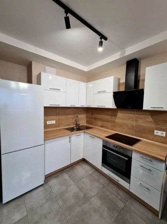 Сдам 1 кімнатну квартиру Євгена  Сверстюка,6 Е - фото 1