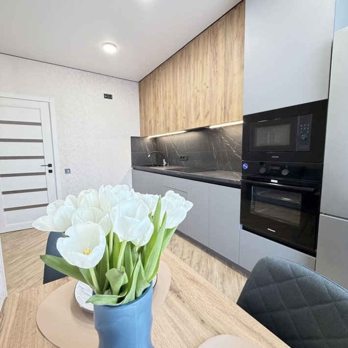 Перша здача! Оренда просторої квартири в  ЖК Причал 8  Гліба Бабіча - фото 1