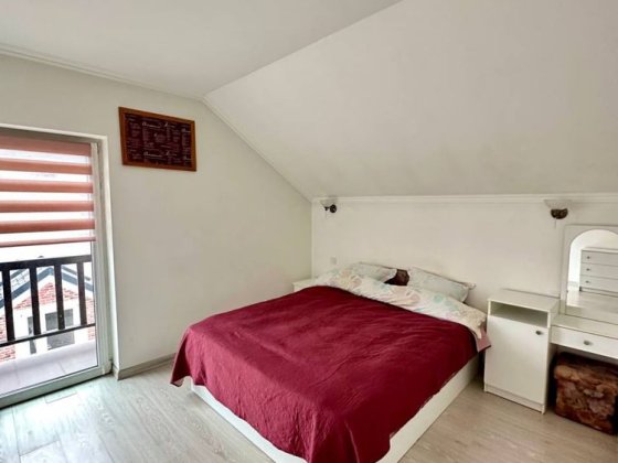 Престижний район, оренда 1к квартири + кухня-студія, на Кошового Черновцы