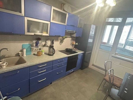 Сдам 2-ком.кв. Червонои Калины 68 Маяковского Київ