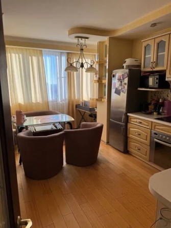 Депутатська. Ремонт, меблі, побутова техніка.Генератор - фото 1