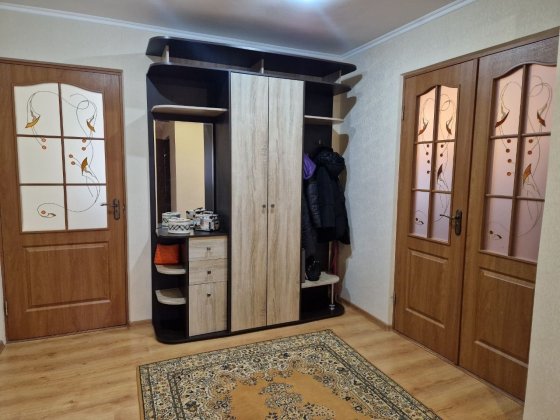 Оренда 4-к. чешка  вул. Узбецька Черновцы