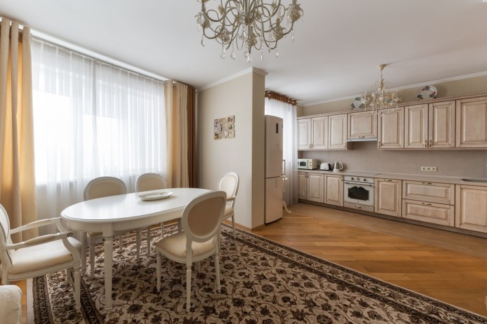 Полку Азов 8 (Малиновського) 3-кімнатна квартира - фото 1