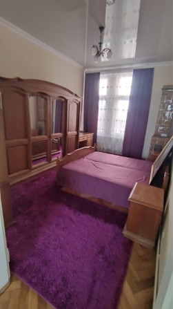 Здається на довготривалий термін квартира в центрі міста. - фото 1