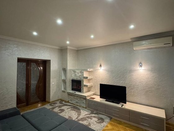 Здається 2кімн. Центр ремонт вул. Університетська Черновцы