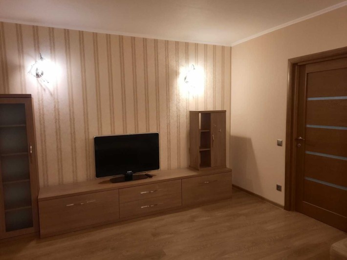 Сдам помесячно квартиру в чернигове, ул. ПУХОВА - фото 1