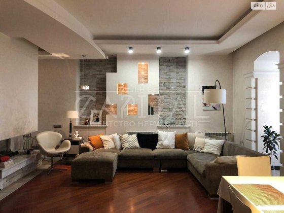 Квартира 120 м² у центрі Києва,10 хв пішки від метро «Золоті Ворота». Київ