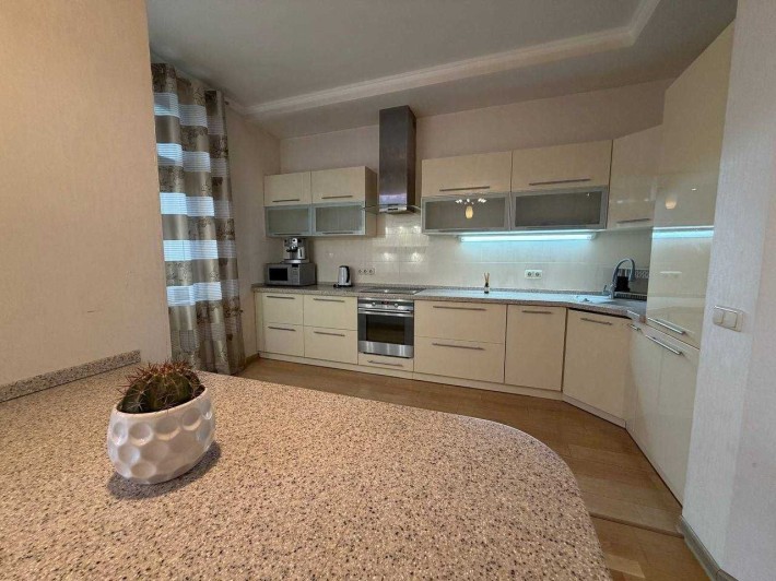 ОРЕНДА 2 кімн кв Панаса Мирного буд. 17 ПЕЧЕРСЬК, генерат, М.Кловська - фото 1