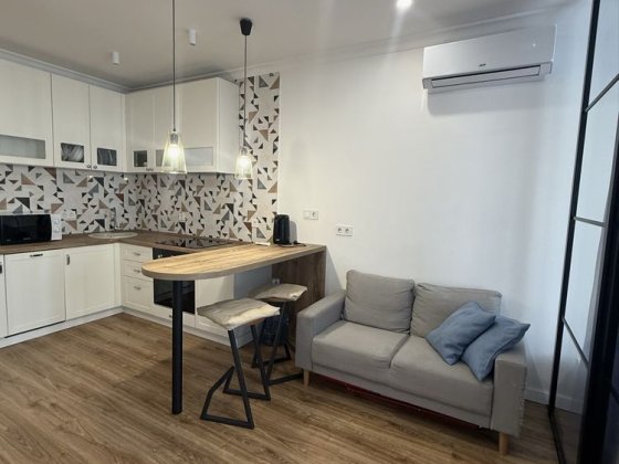 Оренда,Нова Англія,дім Ліверпуль,світла однокімнтна Киев