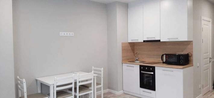 Оренда студії (1-й поверх) в ЖК Комфорт Таун, просп. Соборності, 17 - фото 1