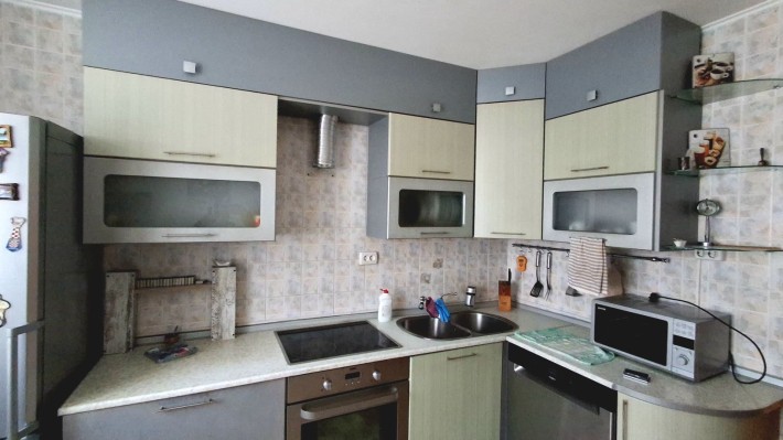 Здається 3 кімн.кіартира з ремонтом та меблями - фото 1