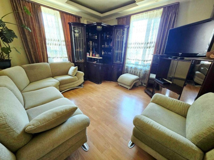 Сдам 3 к кв Центр/ул.Независимости/ Первая сдача - фото 1