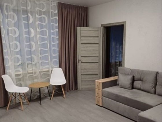 Сдаётся 2 к. квартира в центре. Днепр