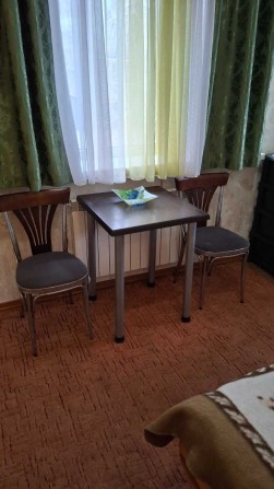 здам 1 кімнатну квартиру у центрі міста 4000 грн - фото 1