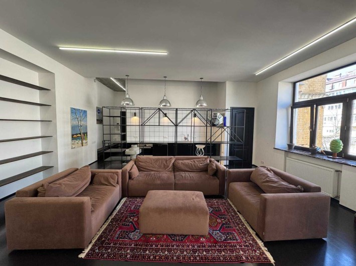 Оренда 2-кімн. квартири. Історичний Поділ. Андріївський узвіз 2. - фото 1