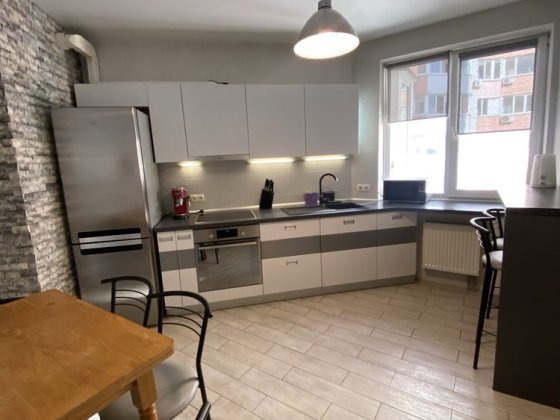 Здам  2 к.квартиру в Дарницькому р-ні(Позняки)вул. Доагоманова 6/1 Киев