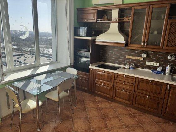 Сдам видовую 3 ком кв на ж/м Фрунзенский