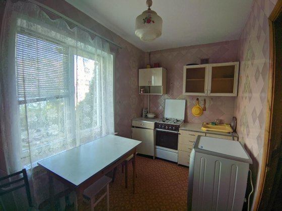 Можна дивитись та посилятись з 01.04. 1-кім. квартира Запорожье