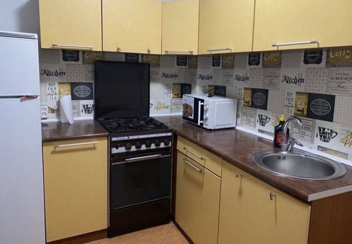 Здається чудова 1 кімната квартира по вулиці Литвиненко. - фото 1