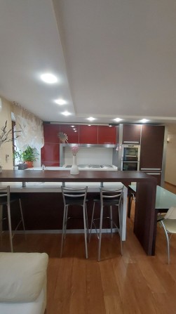 Оренда великої квартири центр Сталеварів - фото 1