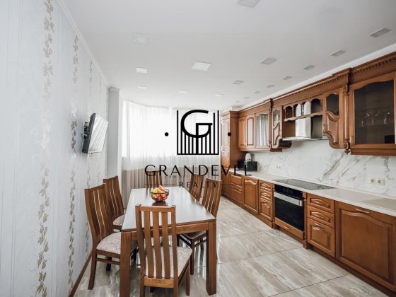 Оренда 2к квартири, вул. Сікорського 4В Зелений острів 2. Київ Киев