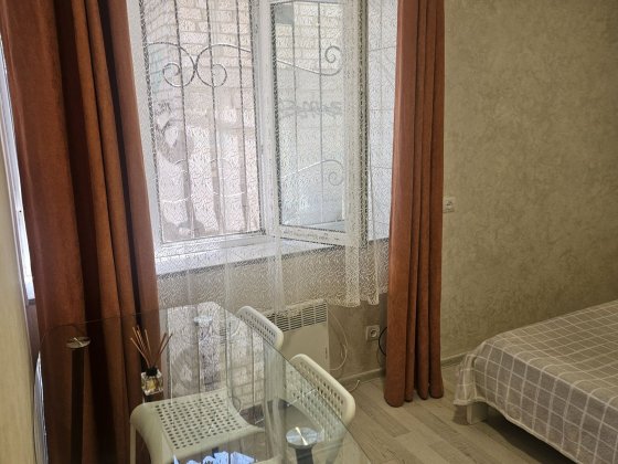 Сдаю 1к квартиоу в центре с евроремонтом,,можно  на  короткий  срок Кропивницкий