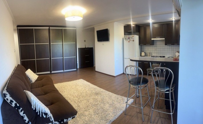 2-кімн.квартира район 5/5(пл.Дружби Народів) - фото 1