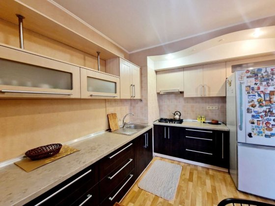 Здам трикімнатну квартиру на Тополі 3.