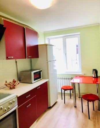 Сдам 3 комн. Для командировочных. Шевченковский район - фото 1