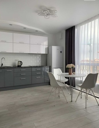 Оренда квартири в ЖК "Файна Таун", вул. Салютна - фото 1