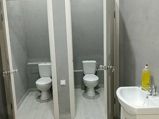 Центр. Можно командировочн. Жилье+ офис. Варианты. Запорожье