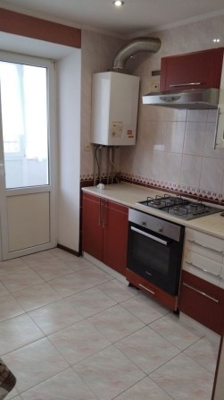 2-х к. кв.в центрі міста з АГВ, частково з меблями та технікою! - фото 1