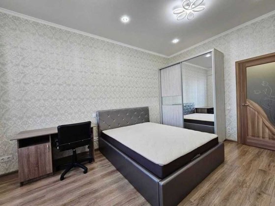 Оренда 1-к квартири на бул. Чоколівський Київ