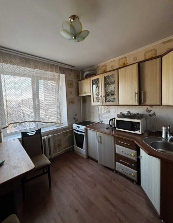 Оренда 2к квартири на Космонавтів - фото 1