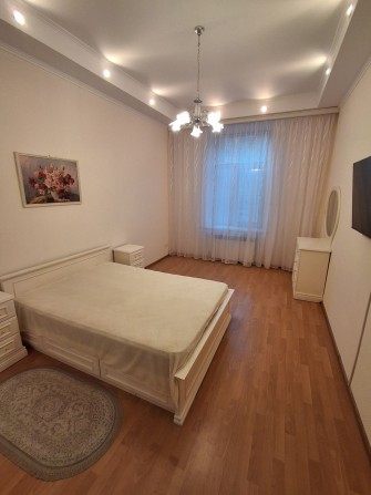 Здам 3 кімнатну квартиру в центрі міста - фото 1