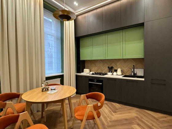 Оренда квартири , центр , пл. Галицька