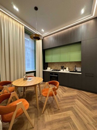 Оренда квартири , центр , пл. Галицька - фото 1