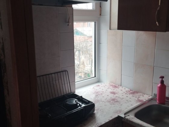 Здам, Будинок на другому поверсі для однієї дівчини,жінки.Старе місто. Вінниця