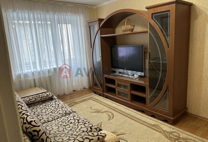 Оренда двокімнатної квартири район ринку Маків по Замостянській - фото 1